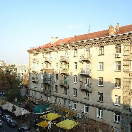 Apartment Rentday - *